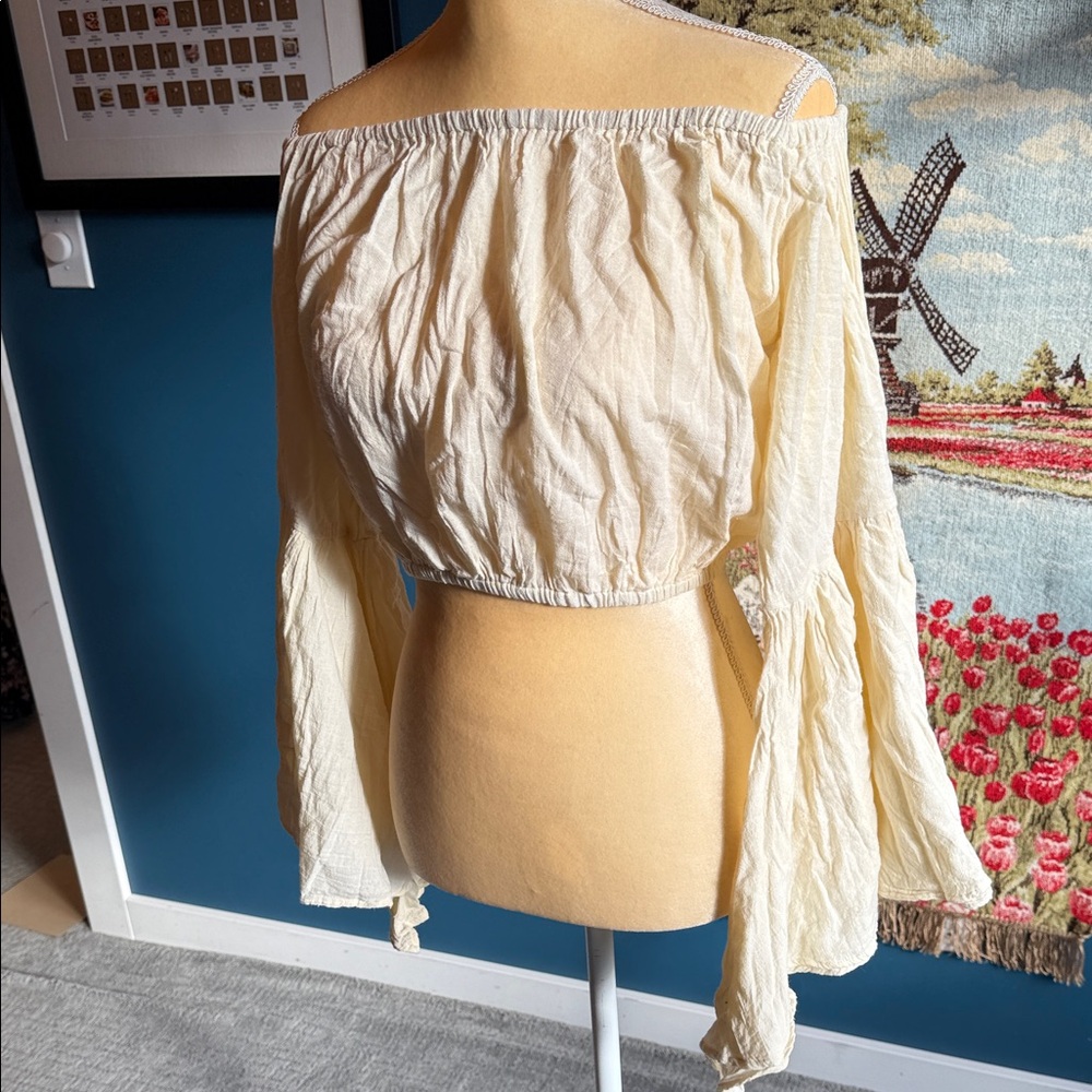 Jaded Gypsy bell sleeve cropped top